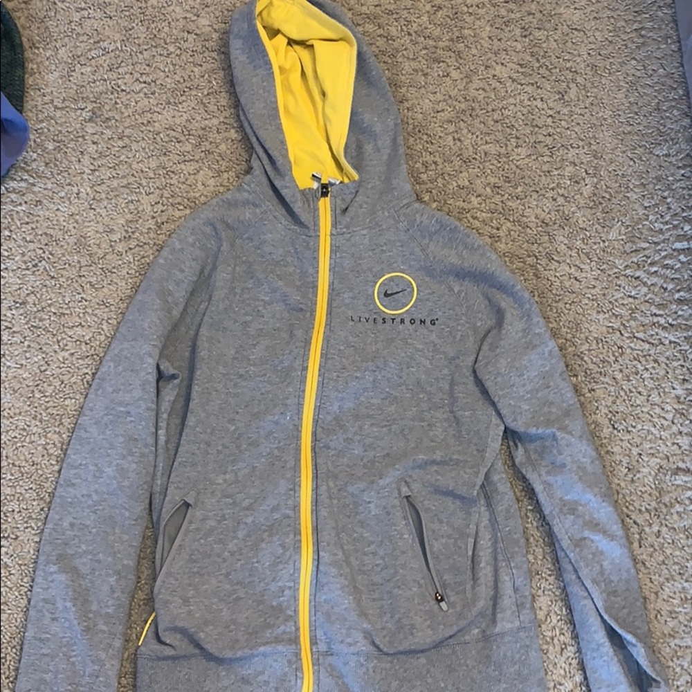 Live string Nike zip up hoodie